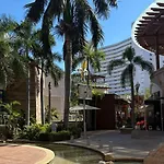 Spacious, Access To The Pool And The Beach!