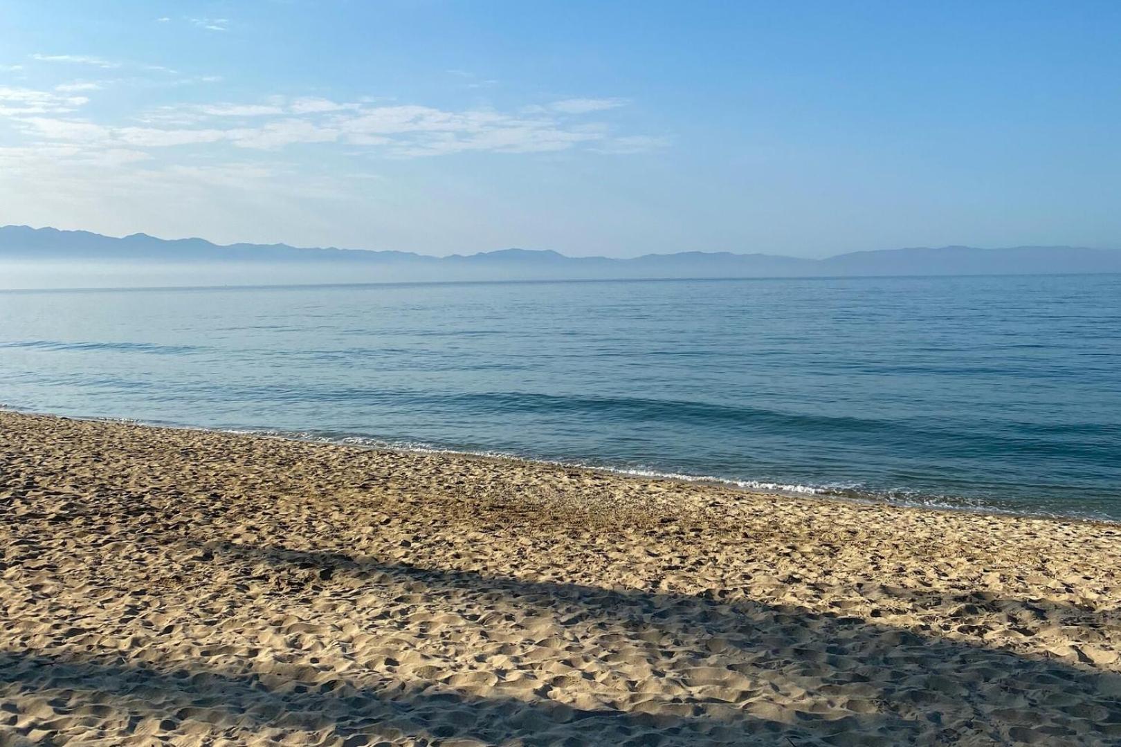 Spacious, Access To The Pool And The Beach! Holiday home