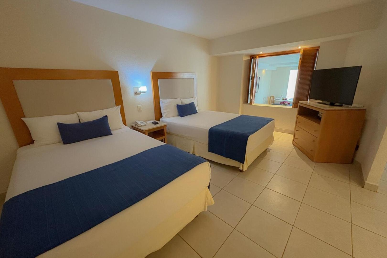 Spacious, Access To The Pool And The Beach! Holiday home *